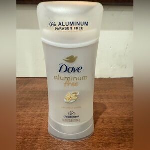 NWT Dove Aluminum Free Deodorant